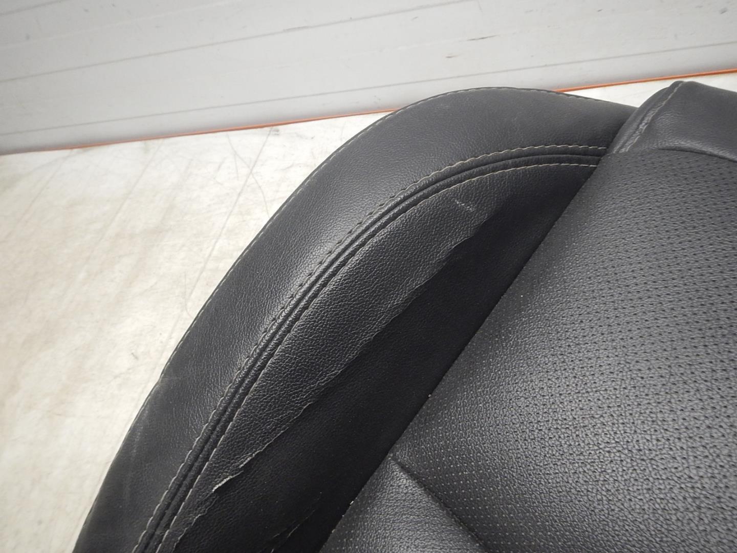 Сиденье переднее левое