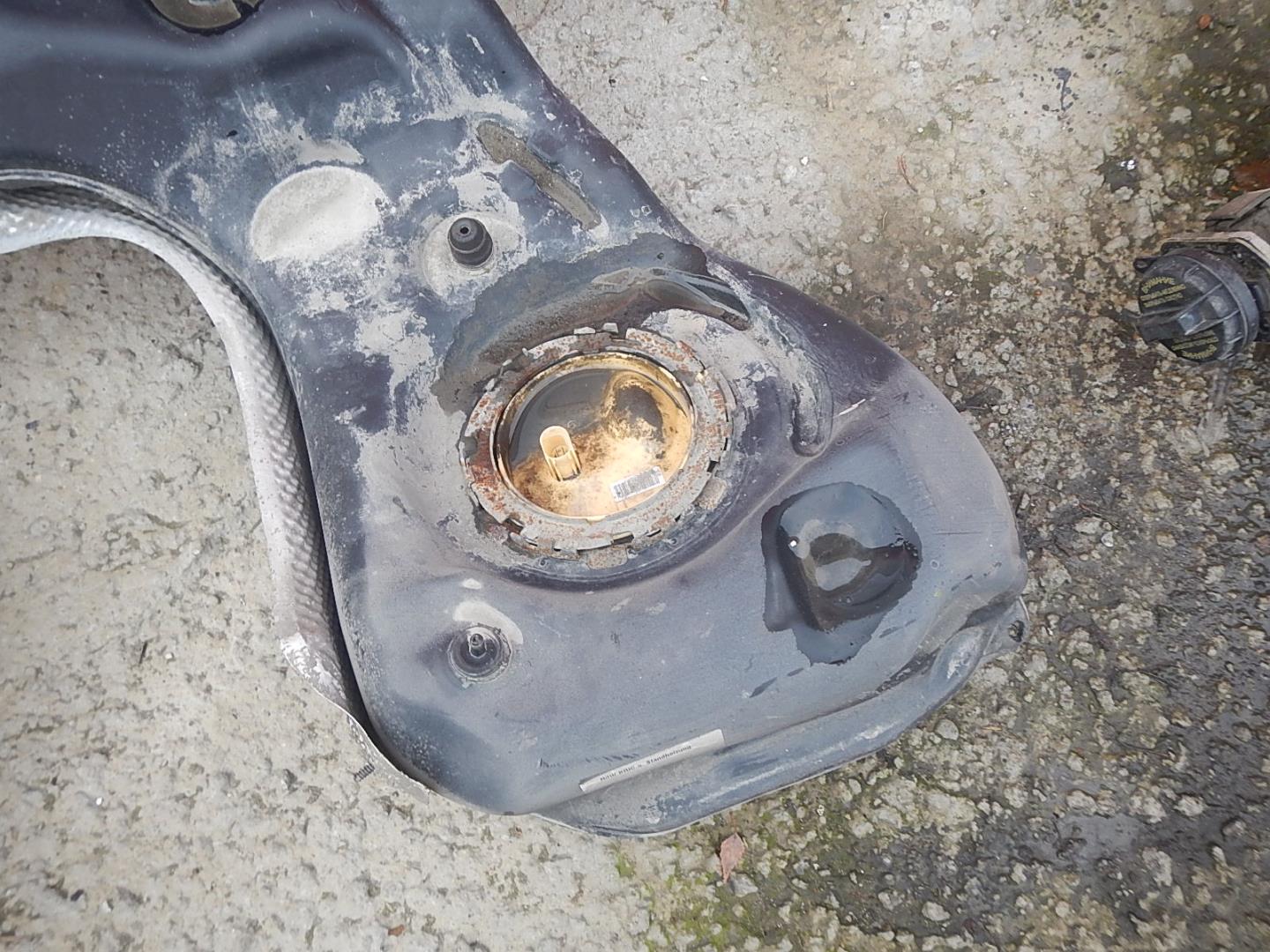 Бак топливный