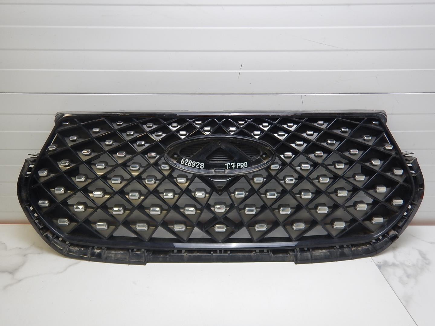 Решетка радиатора