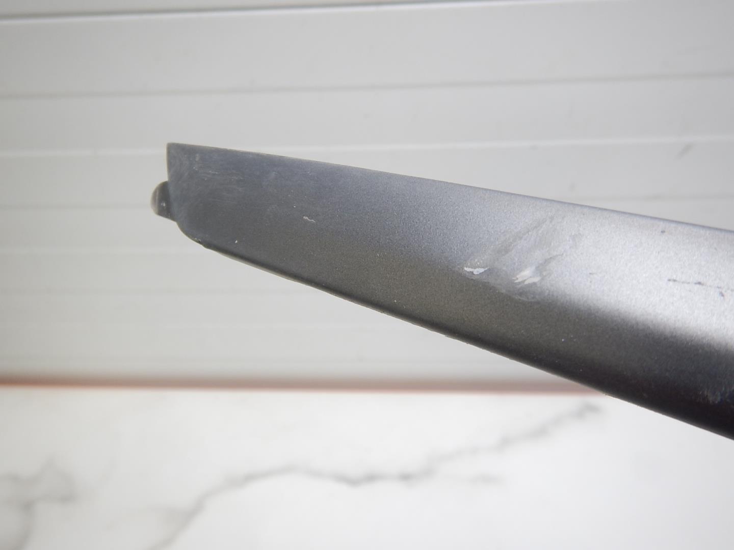 Накладка переднего бампера правая