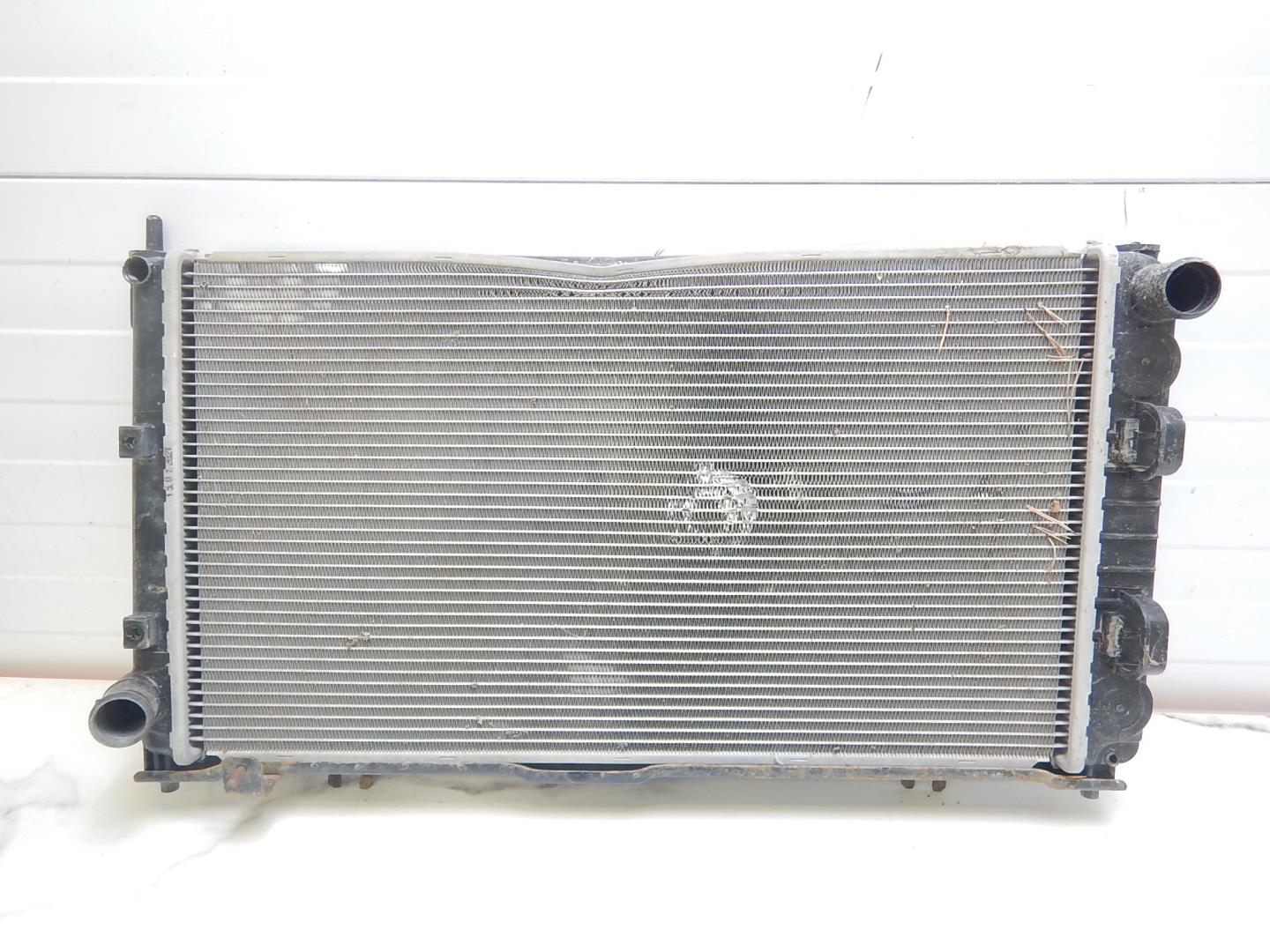 Радиатор охлаждения двигателя основной