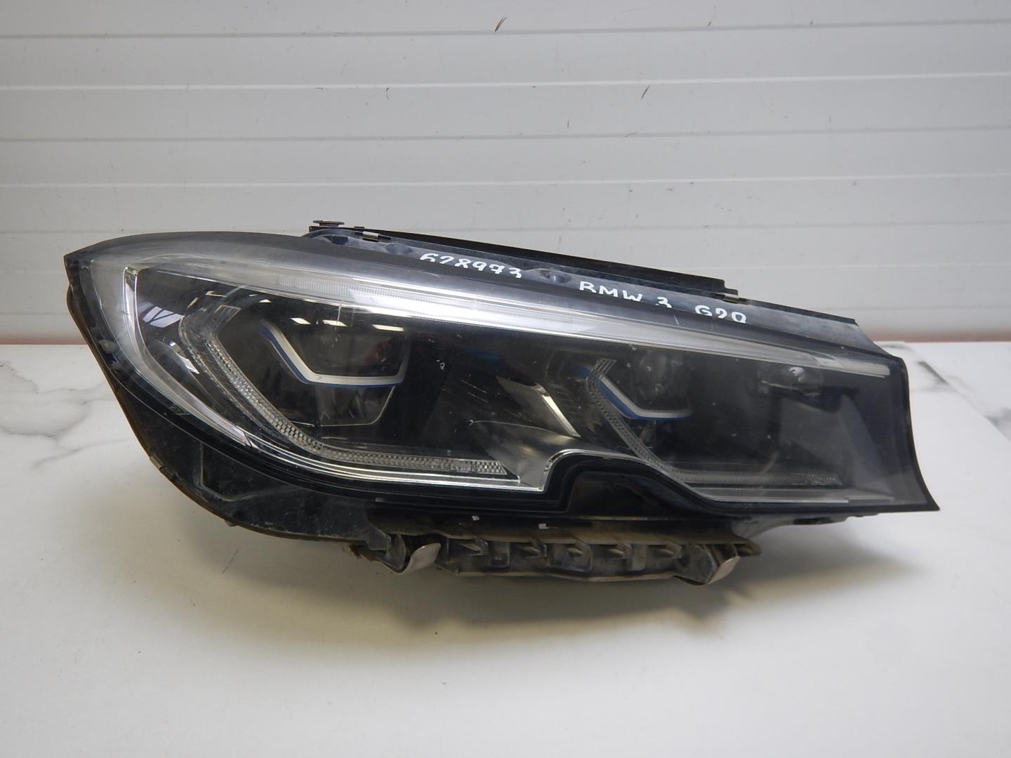 Фара правая