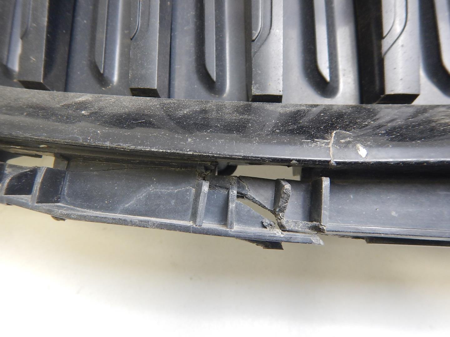 Решетка радиатора