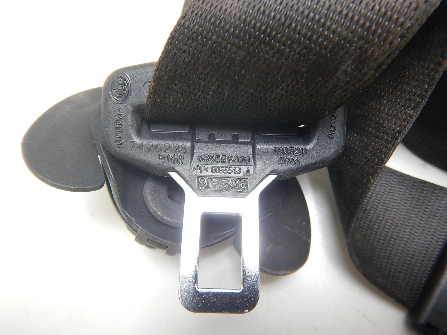 Ремень безопасности