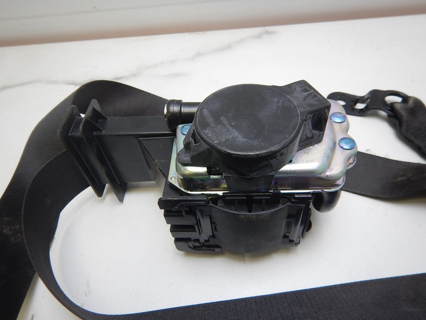 Ремень безопасности