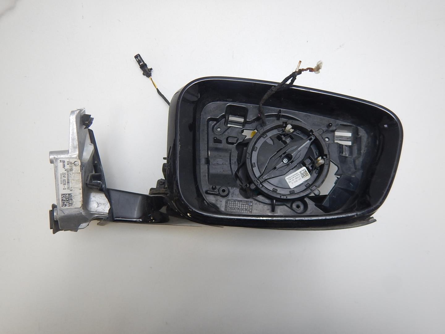 Зеркало правое электрическое