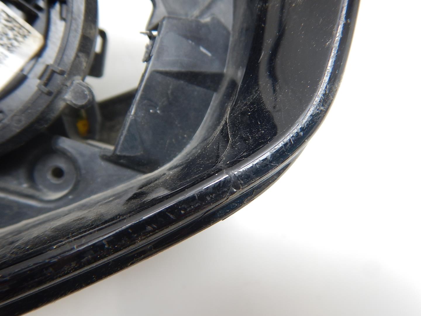 Зеркало правое электрическое