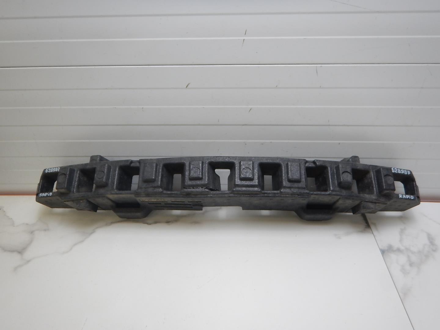 Наполнитель переднего бампера