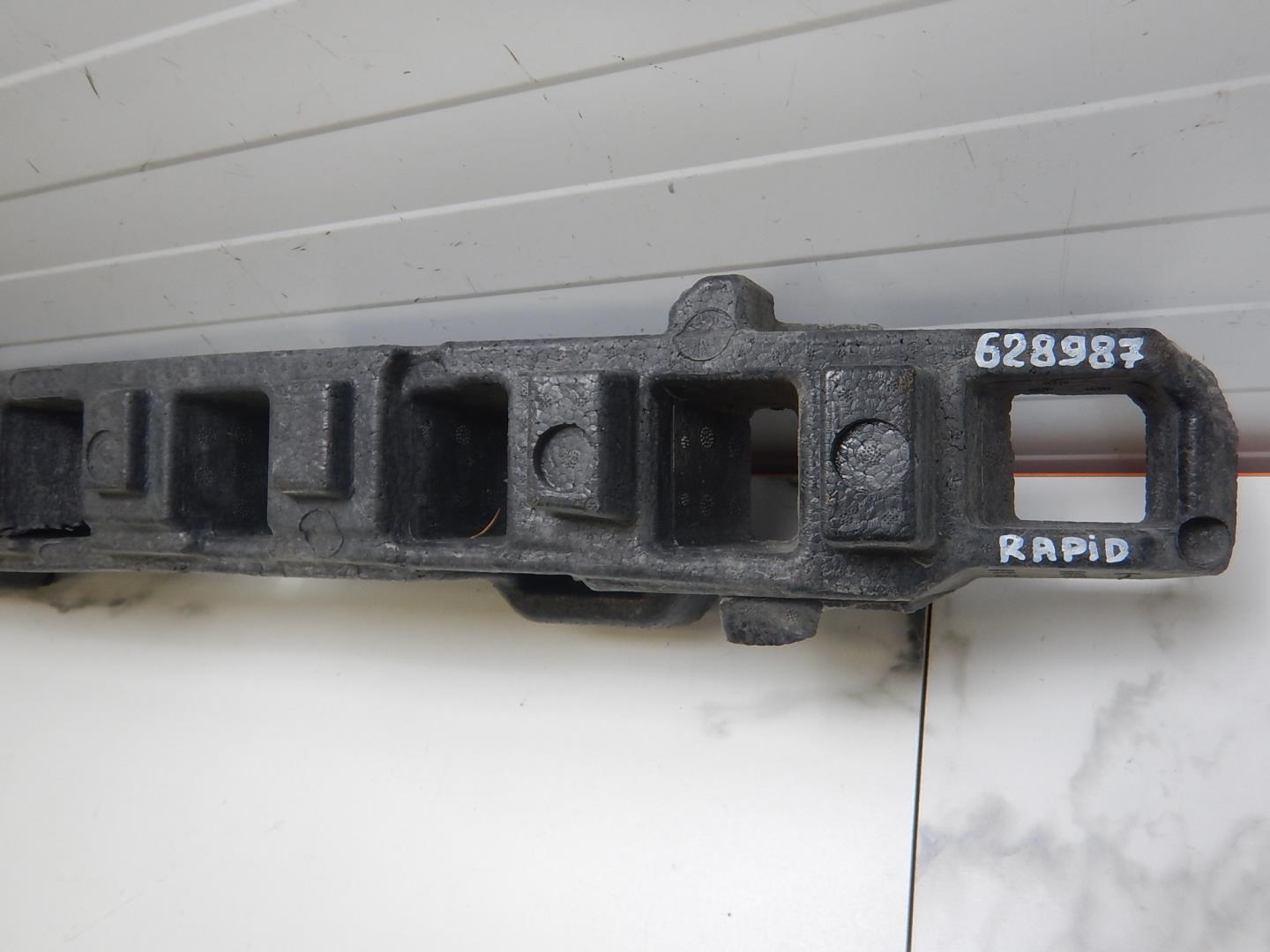 Наполнитель переднего бампера