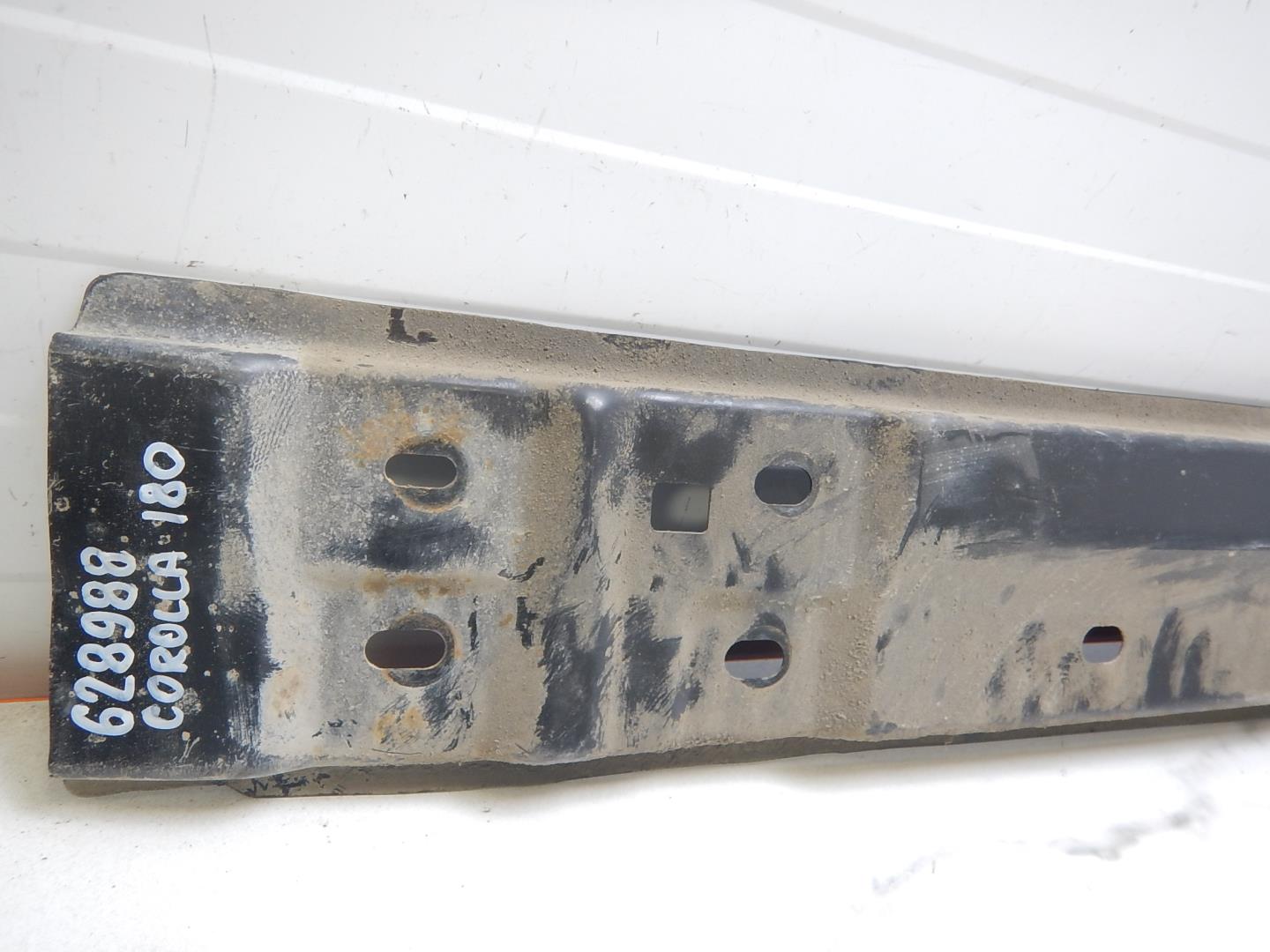 Усилитель заднего бампера