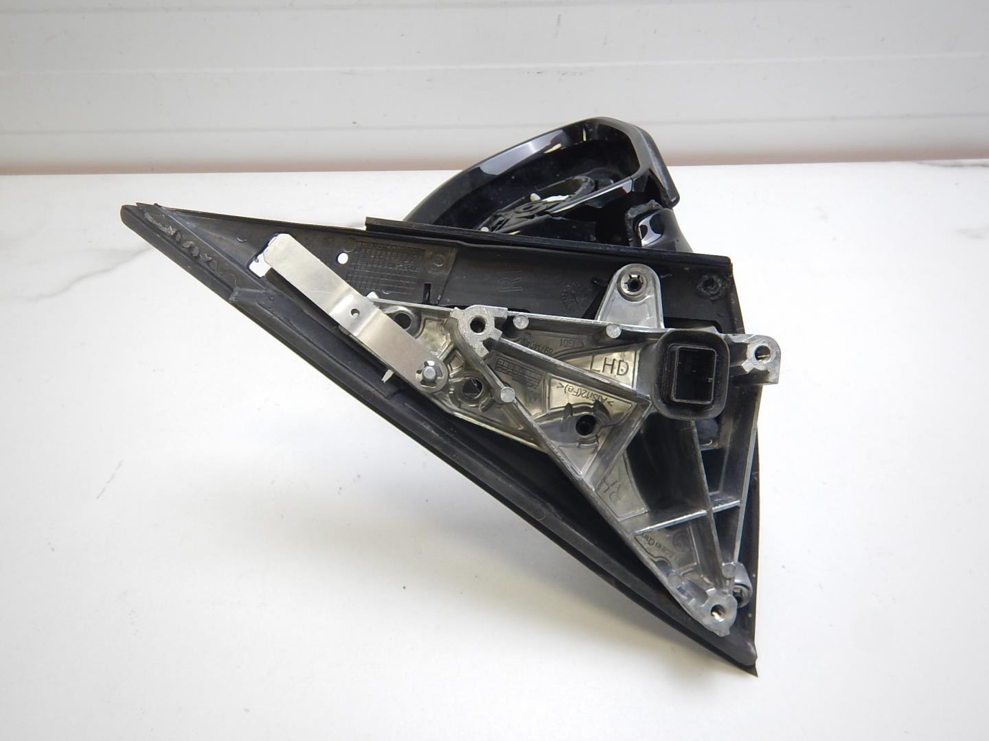 Зеркало правое электрическое