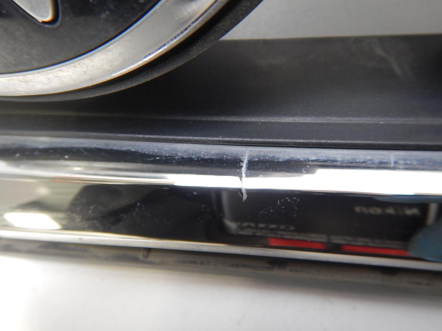 Решетка радиатора