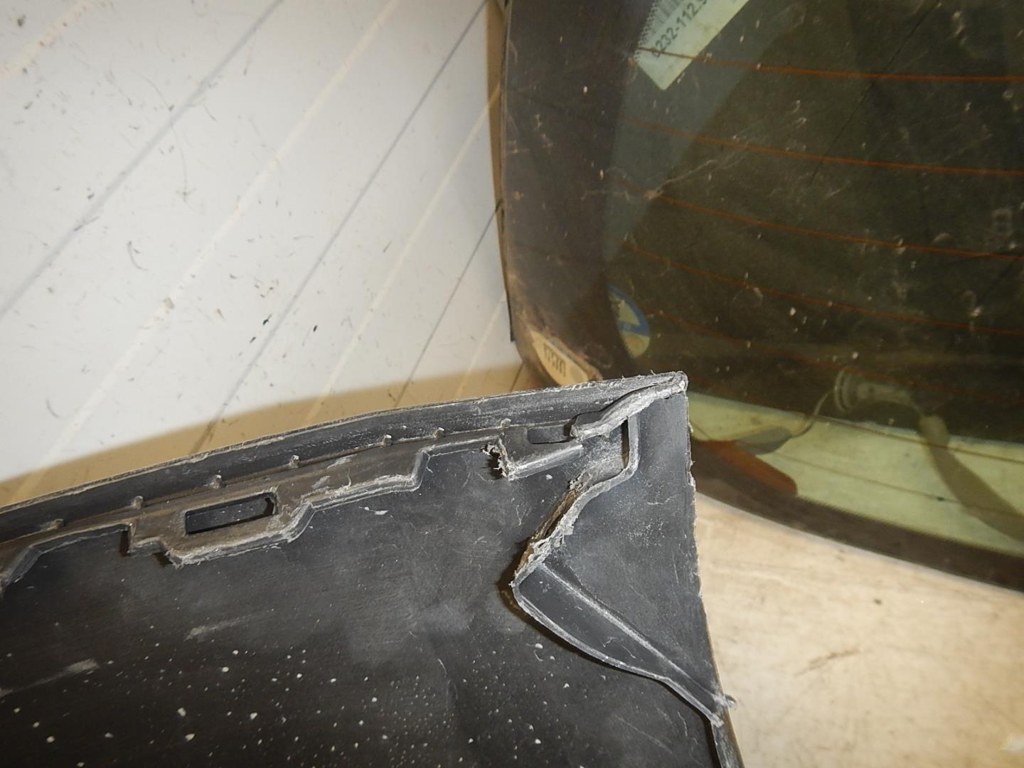 Бампер задний