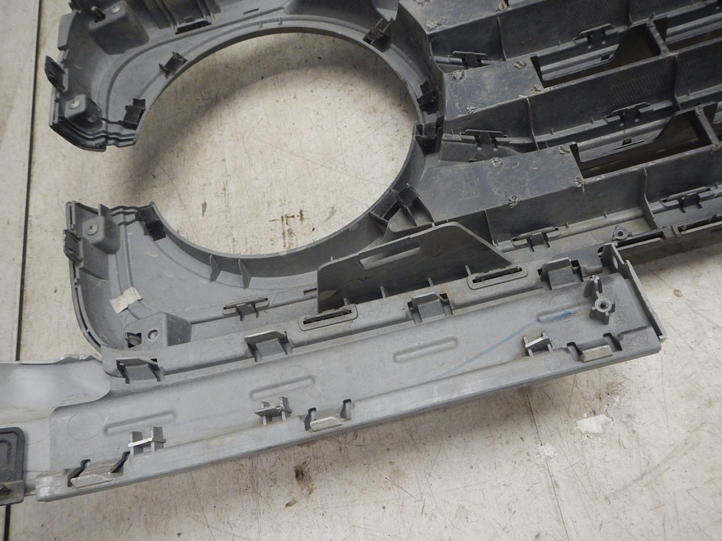 Решетка радиатора