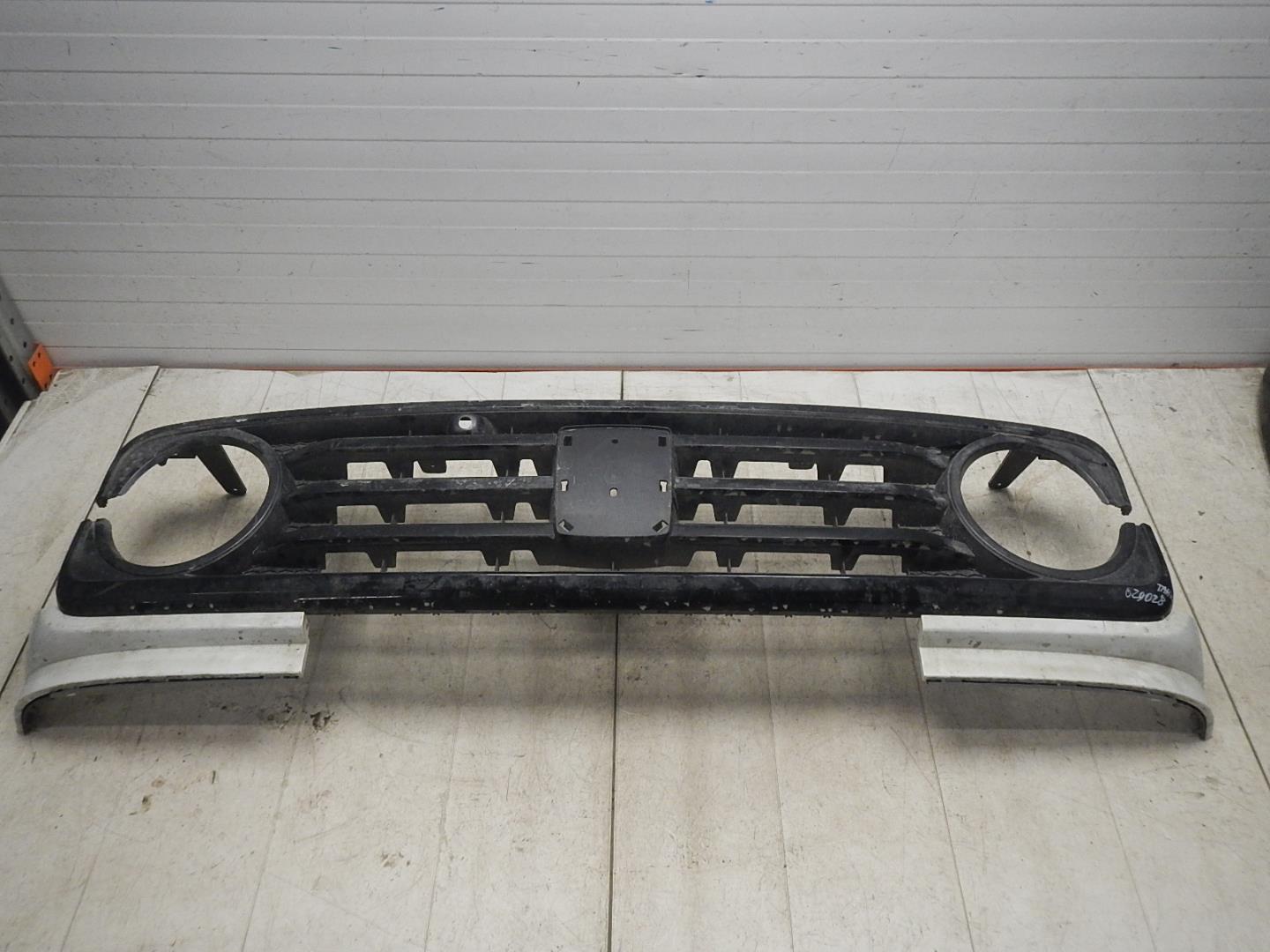 Решетка радиатора