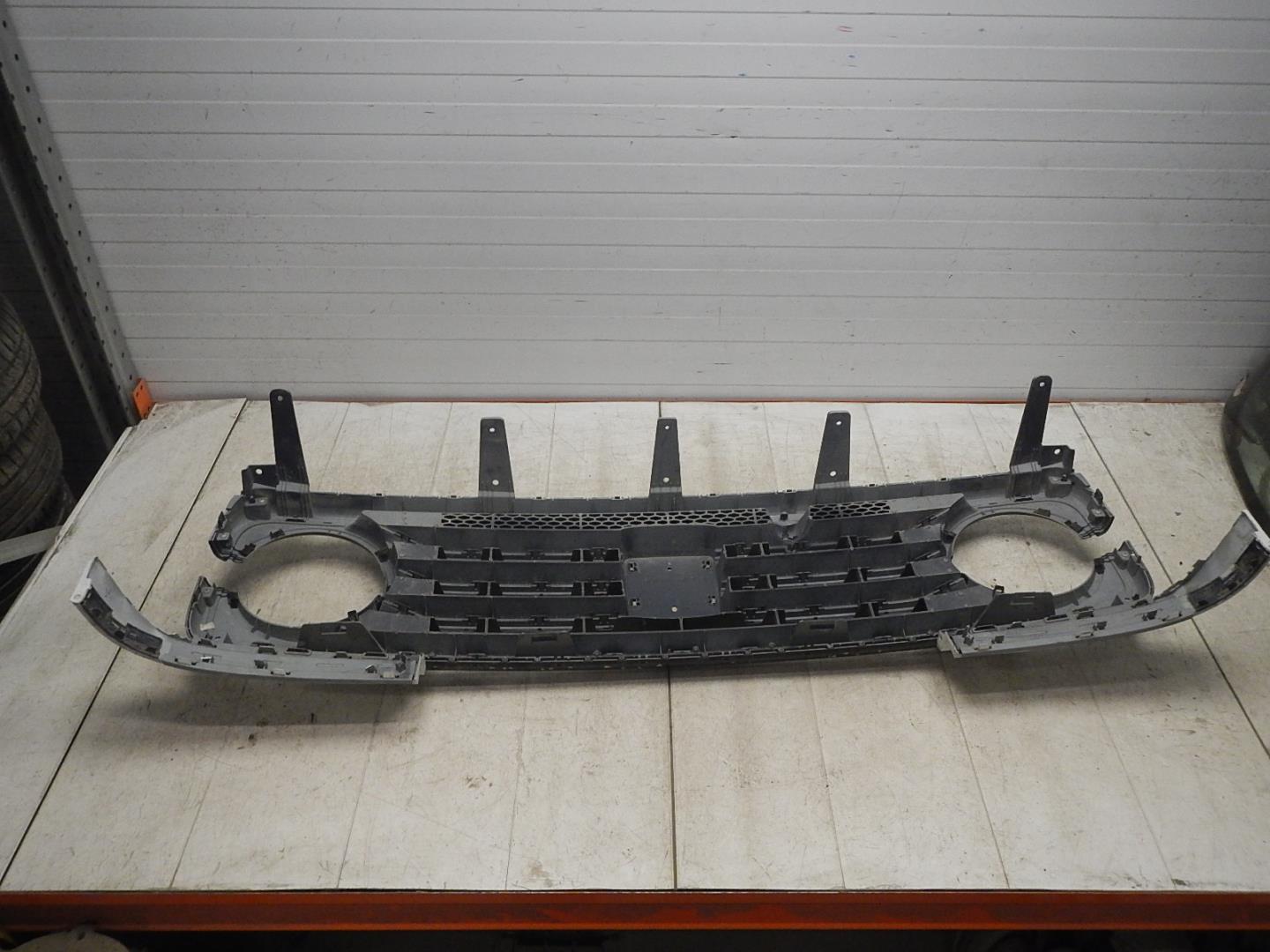 Решетка радиатора