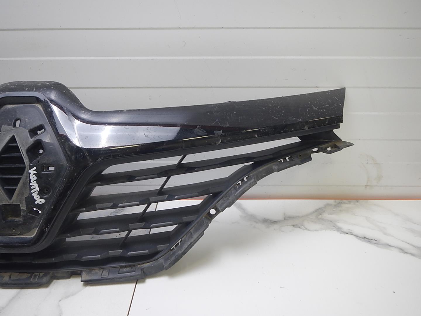 Решетка радиатора