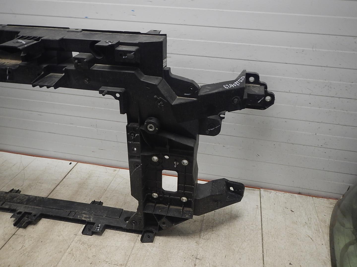 Панель передняя (телевизор)