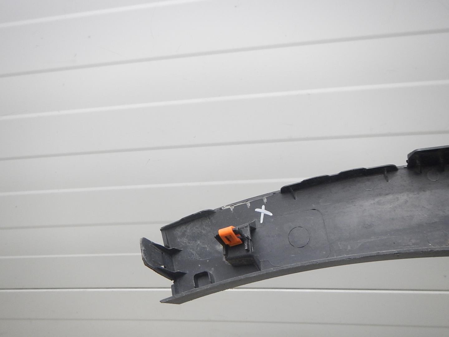 Накладка на крыло