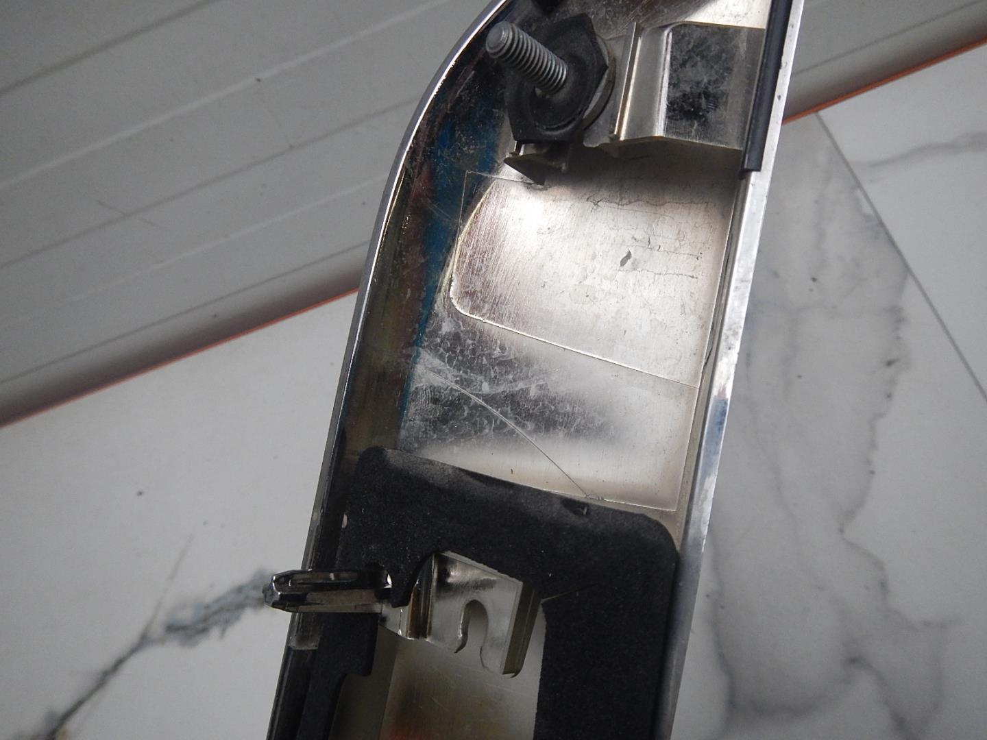 Накладка двери багажника