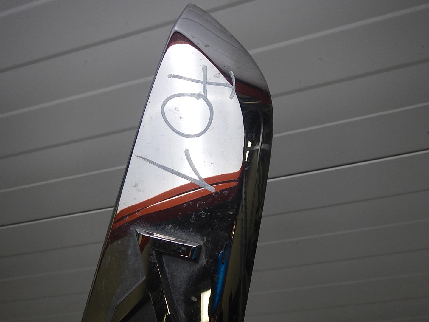 Накладка двери багажника