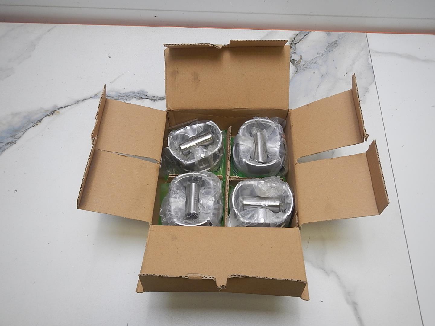 Поршень с шатуном