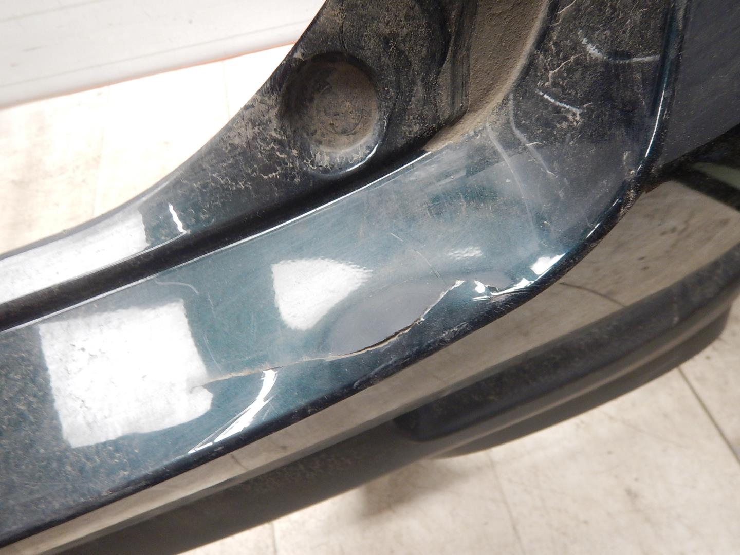 Бампер задний