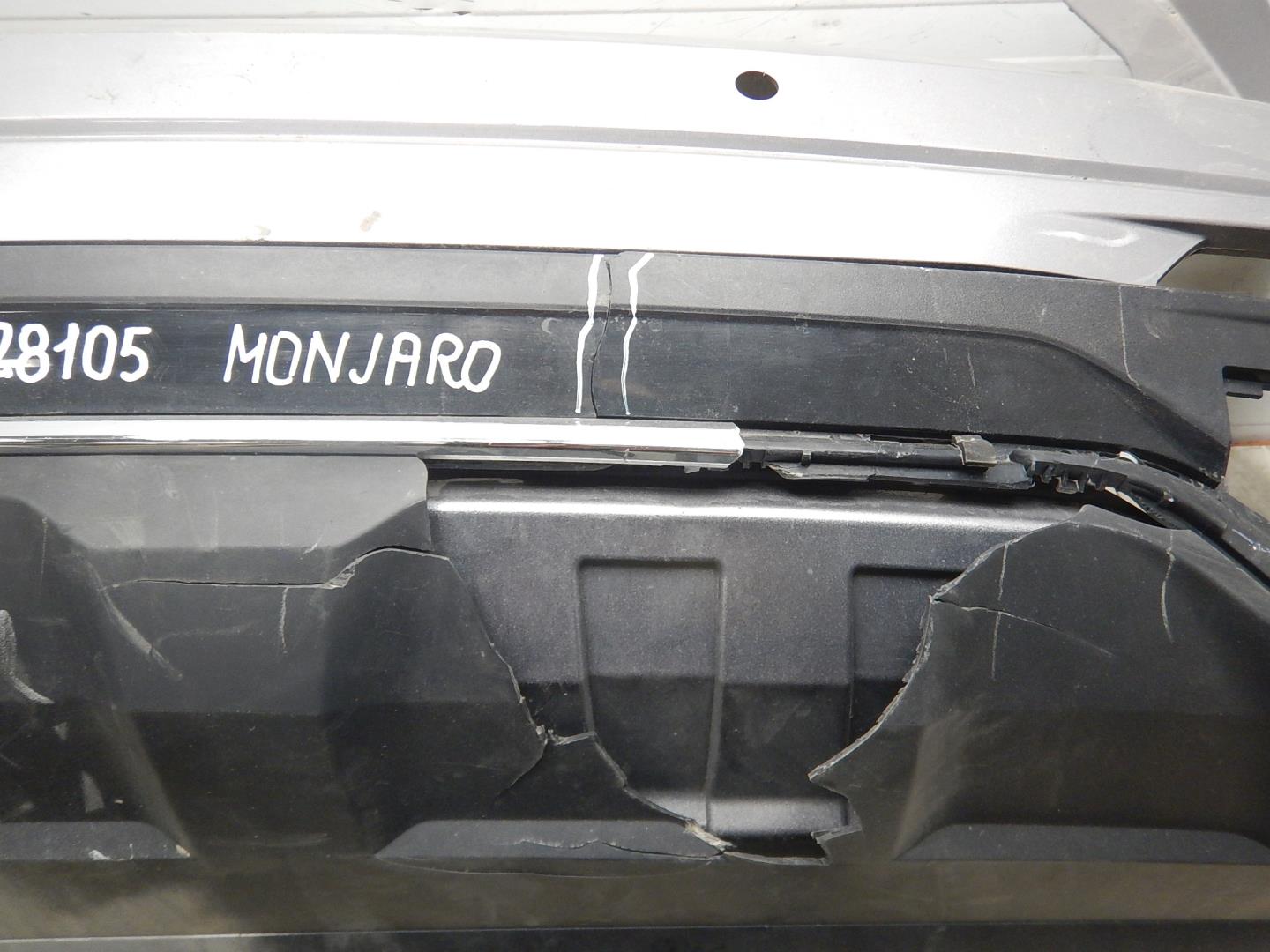 Бампер задний