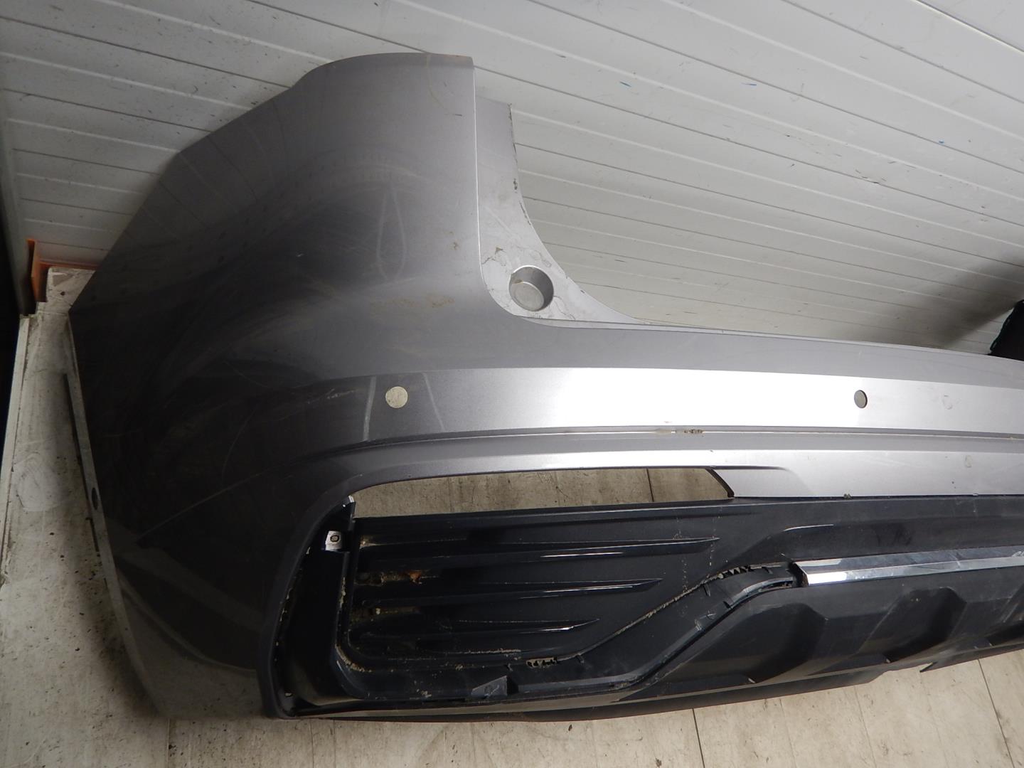 Бампер задний