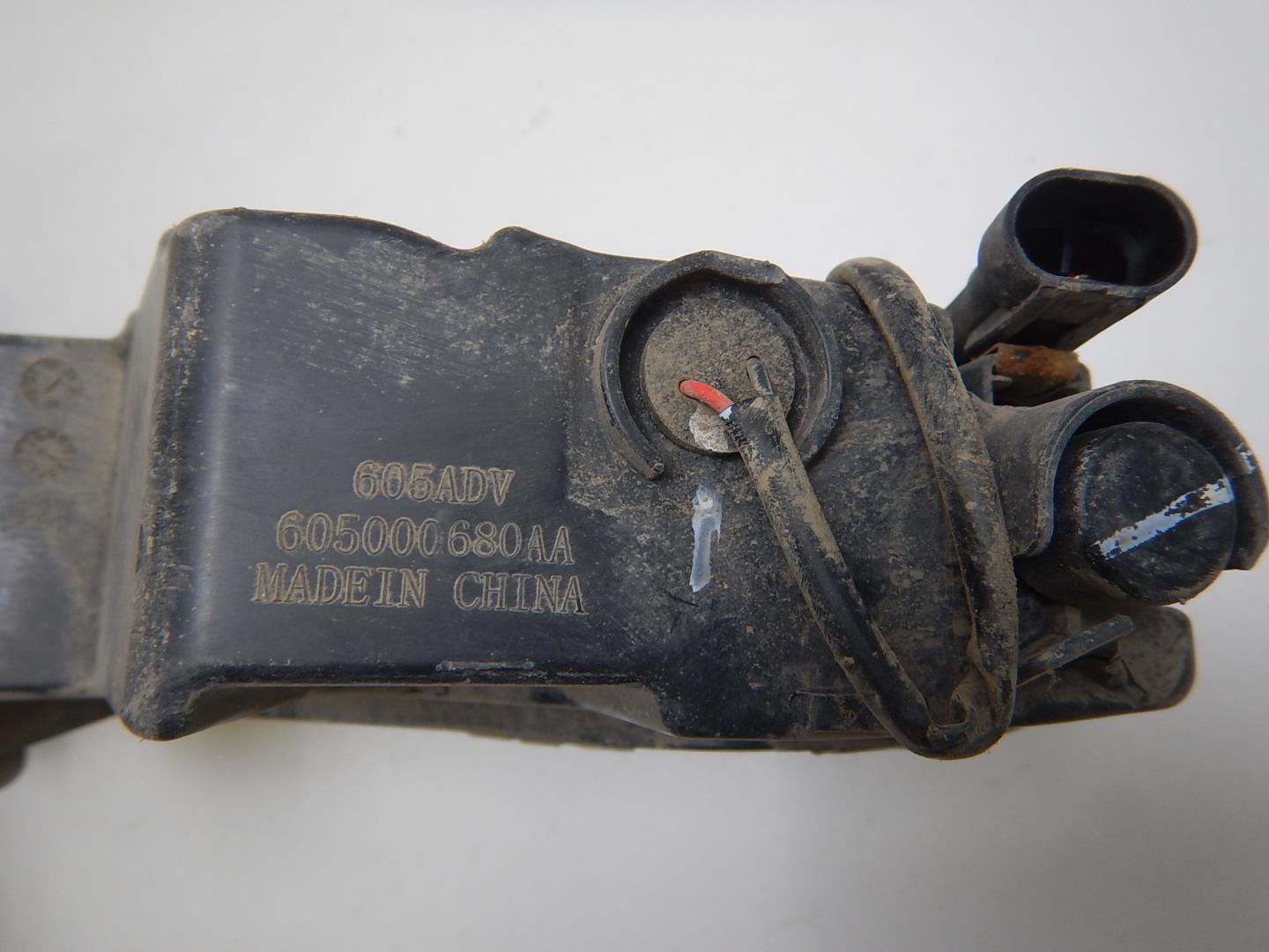 Фара противотуманная правая