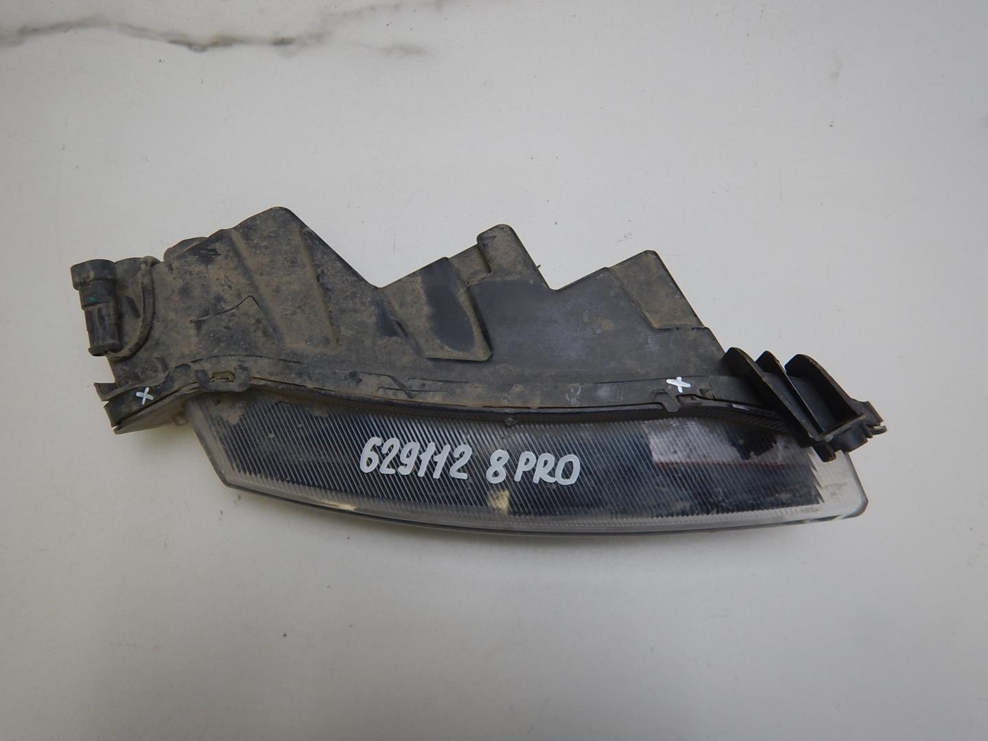 Фара противотуманная правая