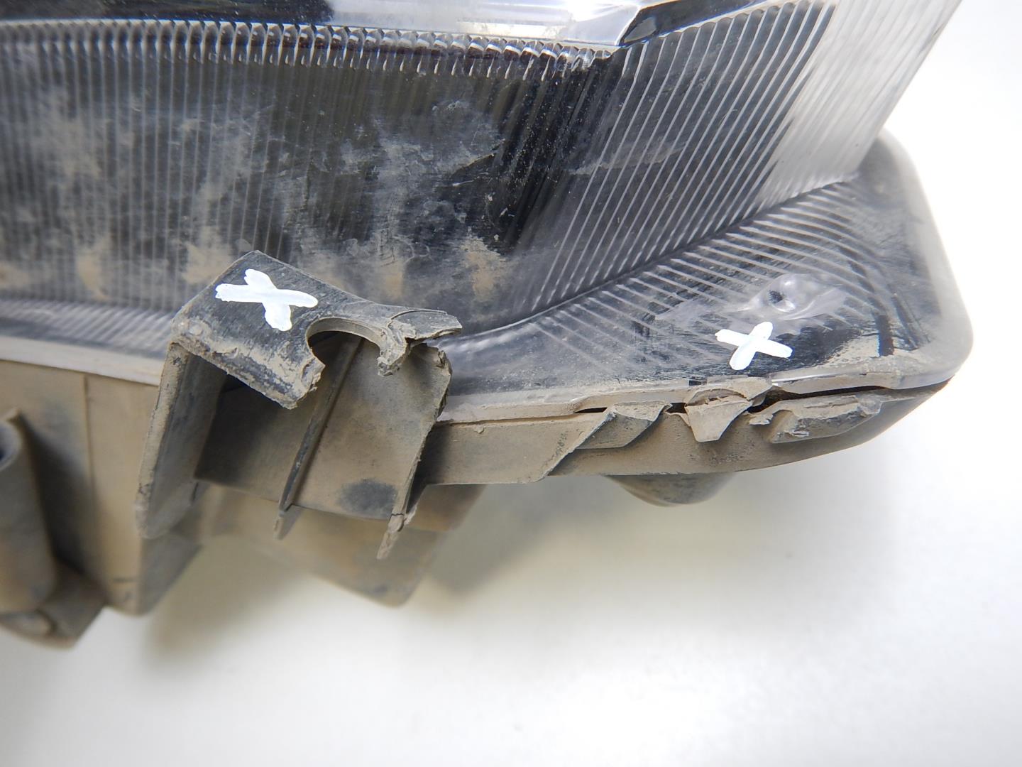 Фара противотуманная правая