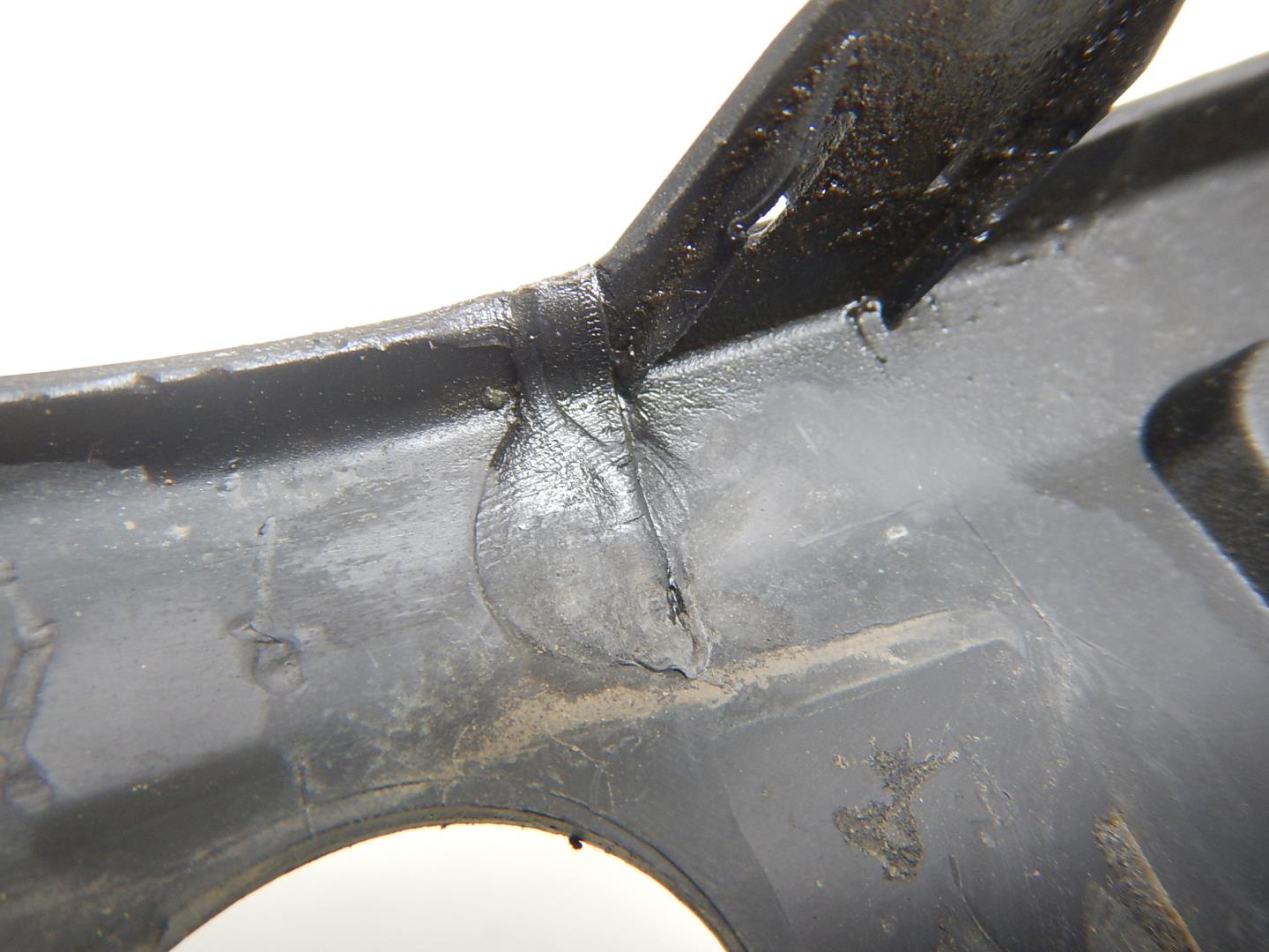 Накладка заднего бампера левая