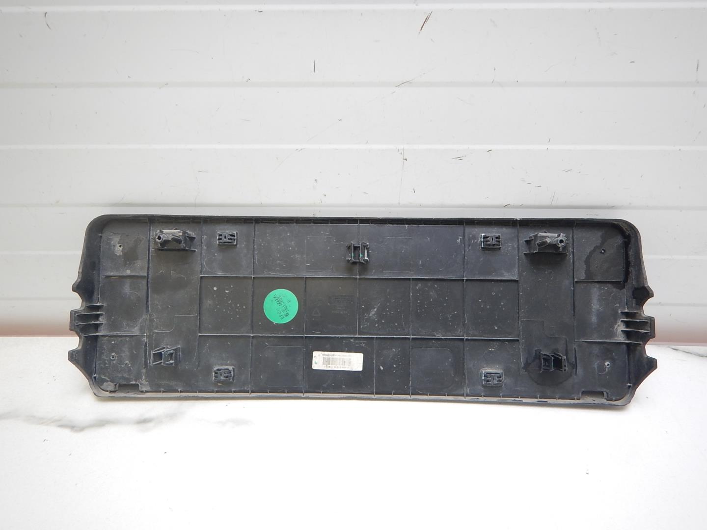 Накладка переднего бампера под номер