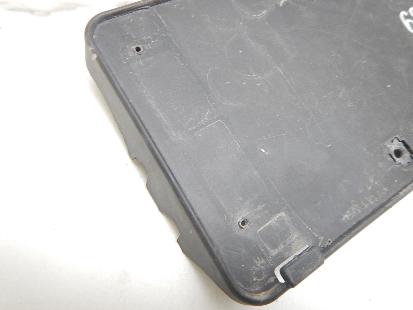 Накладка переднего бампера под номер