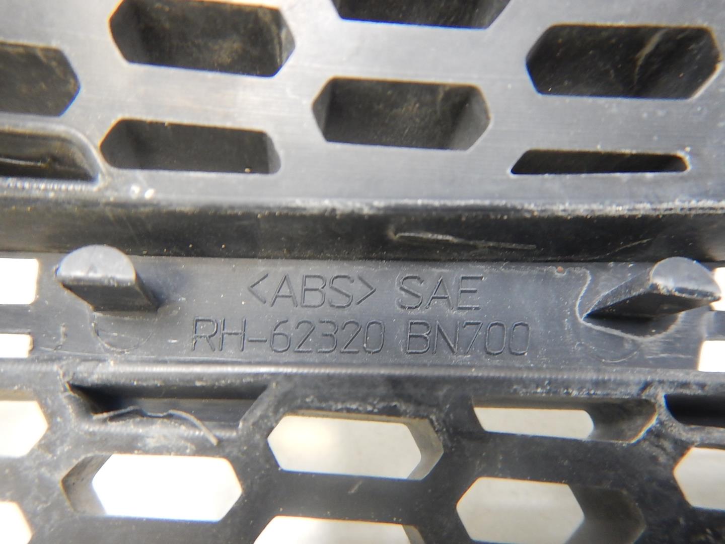 Решетка радиатора