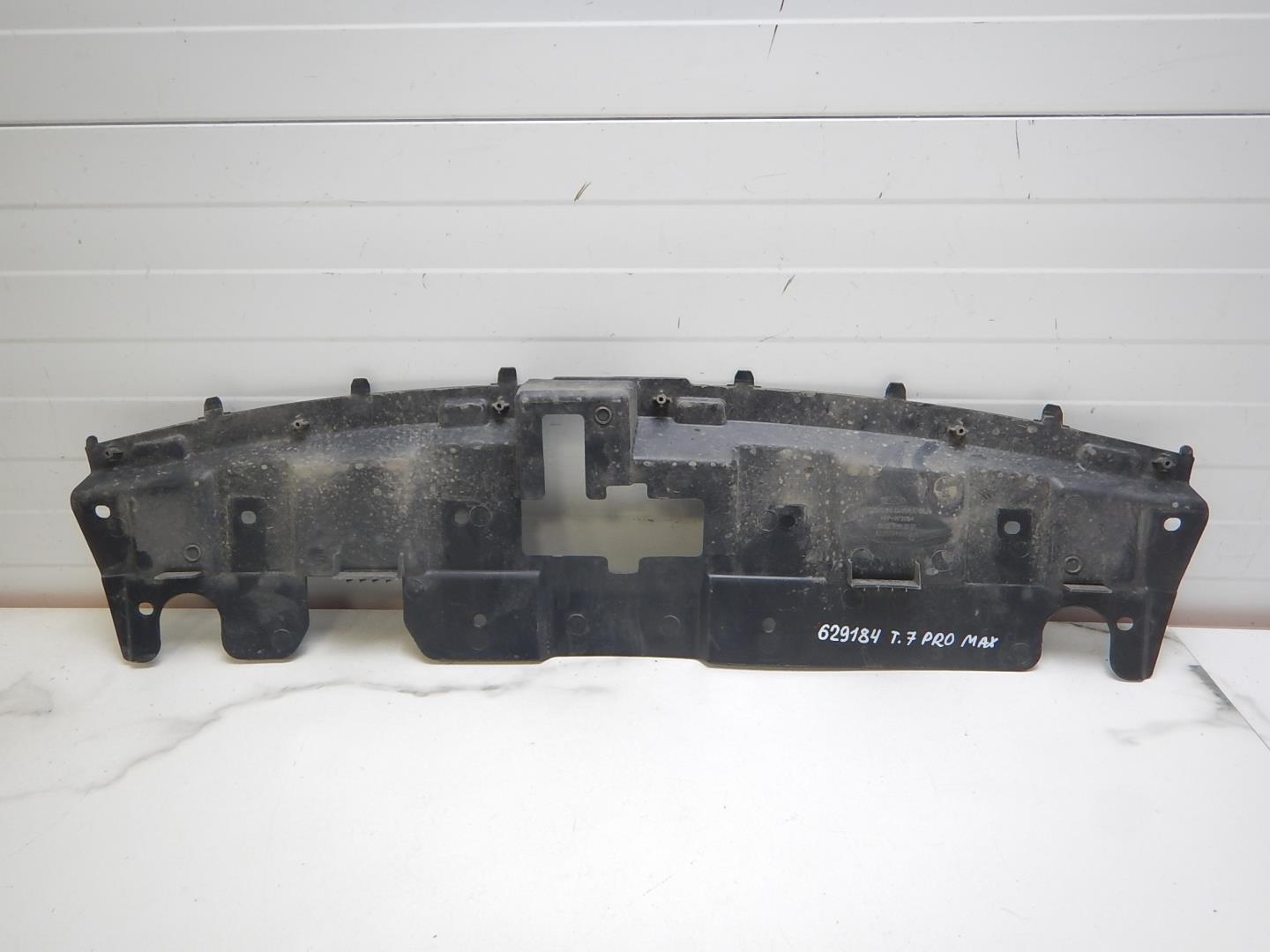 Кожух замка капота