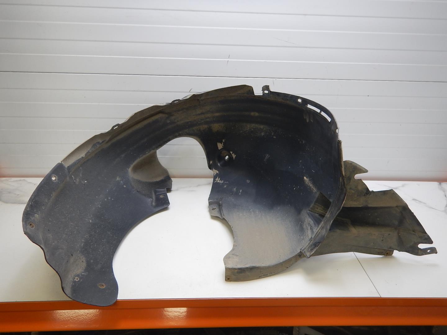 Локер передний правый