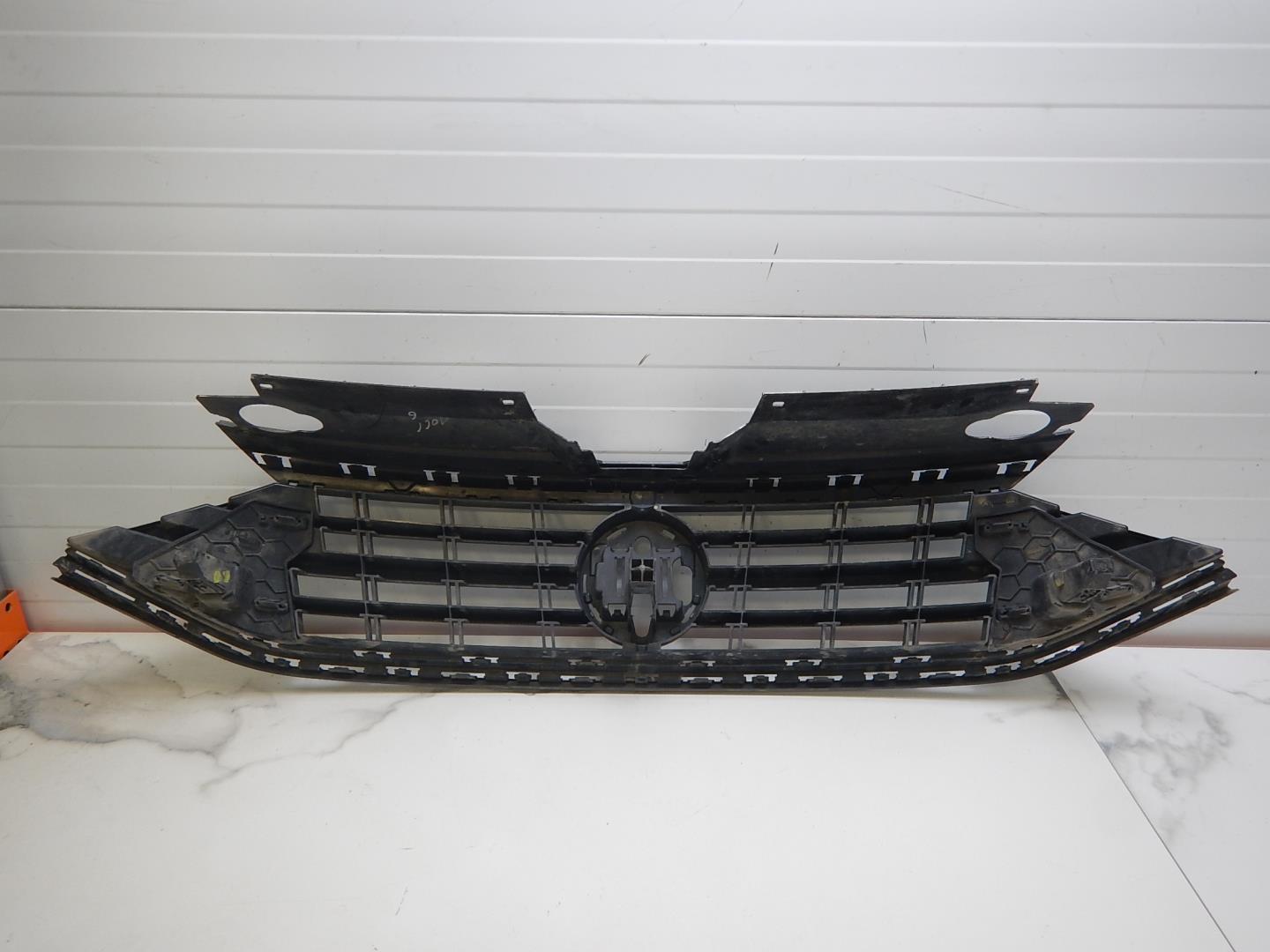 Решетка радиатора