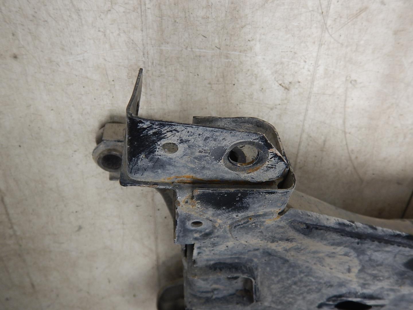 Балка подмоторная