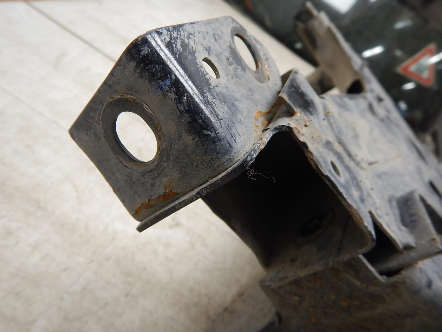 Балка подмоторная