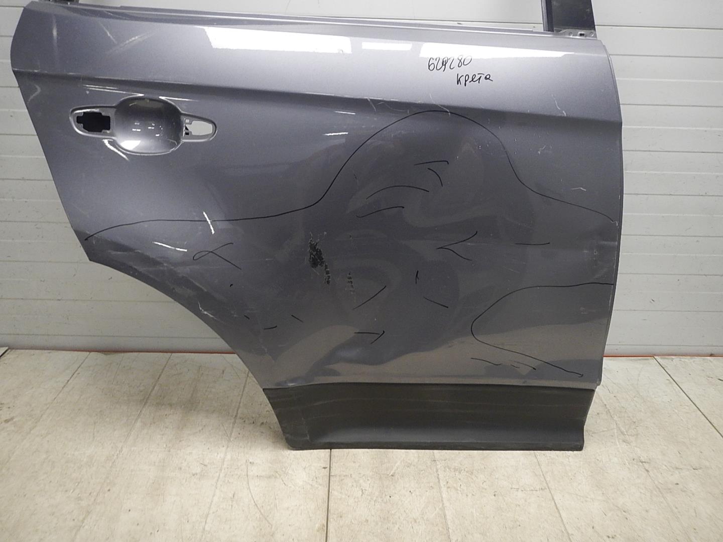 Дверь задняя правая