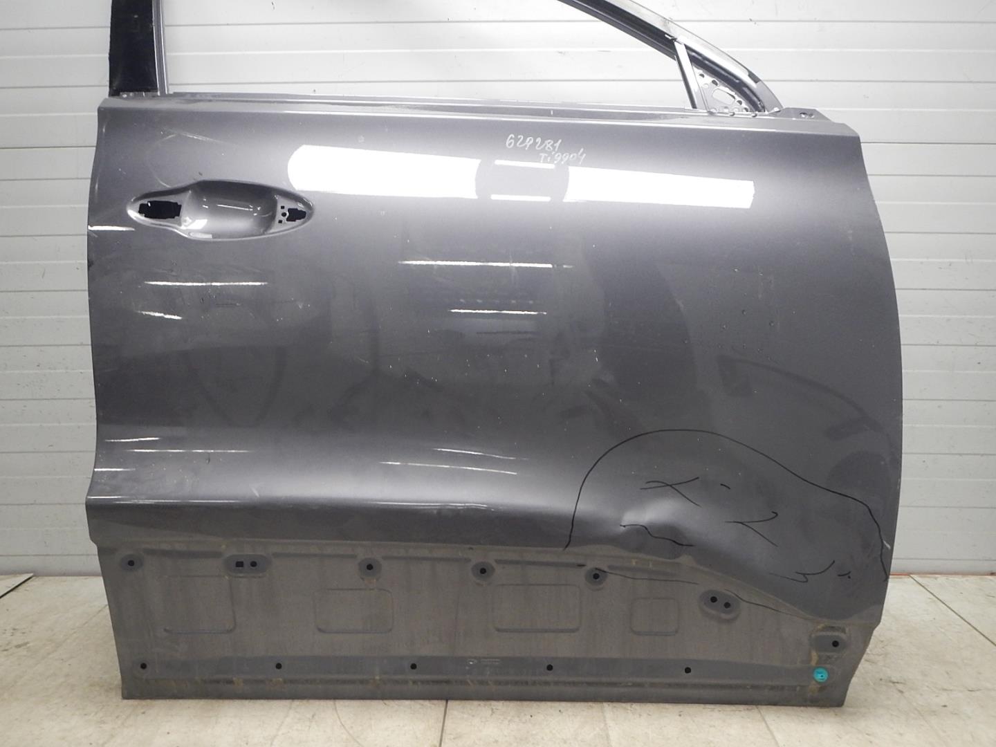 Дверь передняя правая