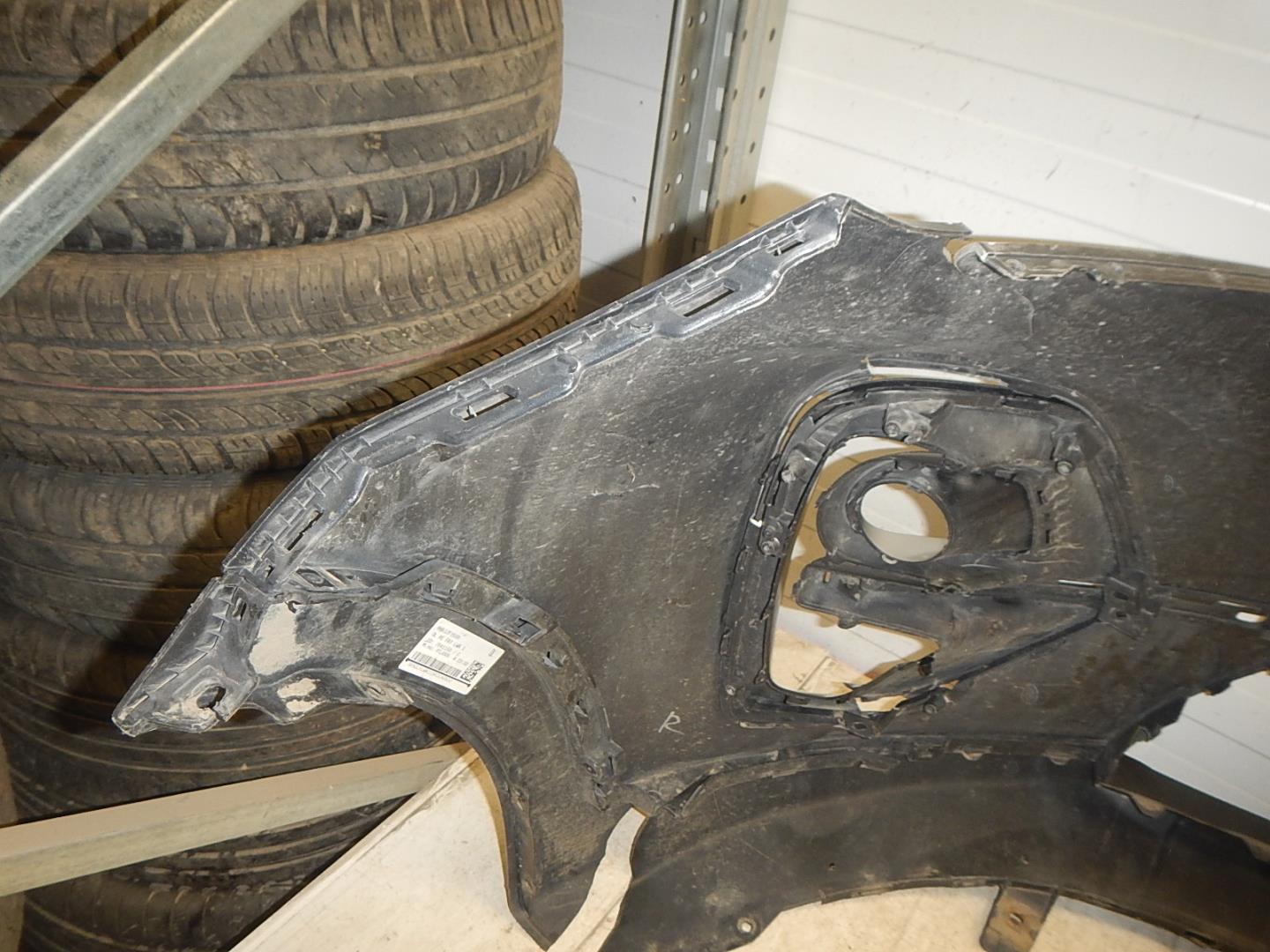 Бампер передний