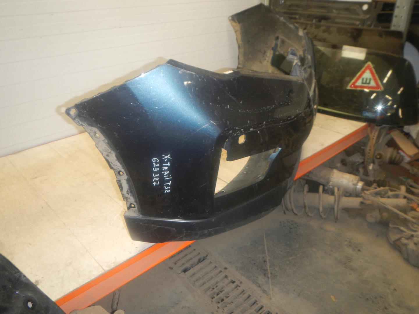 Бампер передний