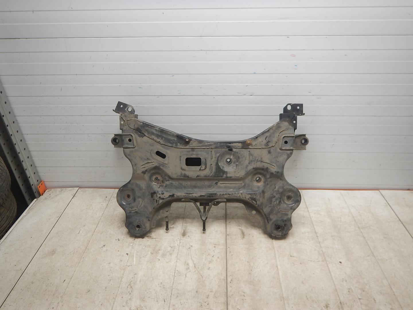 Балка подмоторная