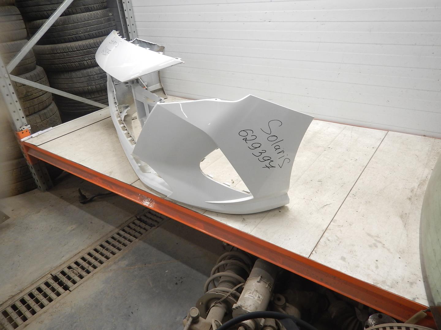 Бампер передний