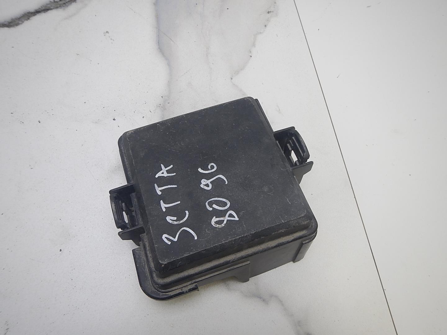 Корпус блока предохранителей