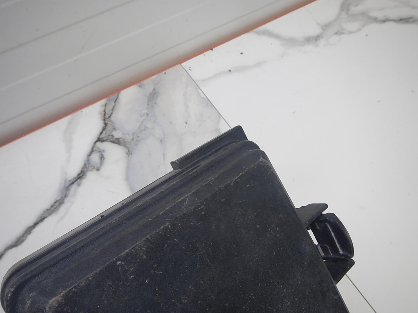 Корпус блока предохранителей