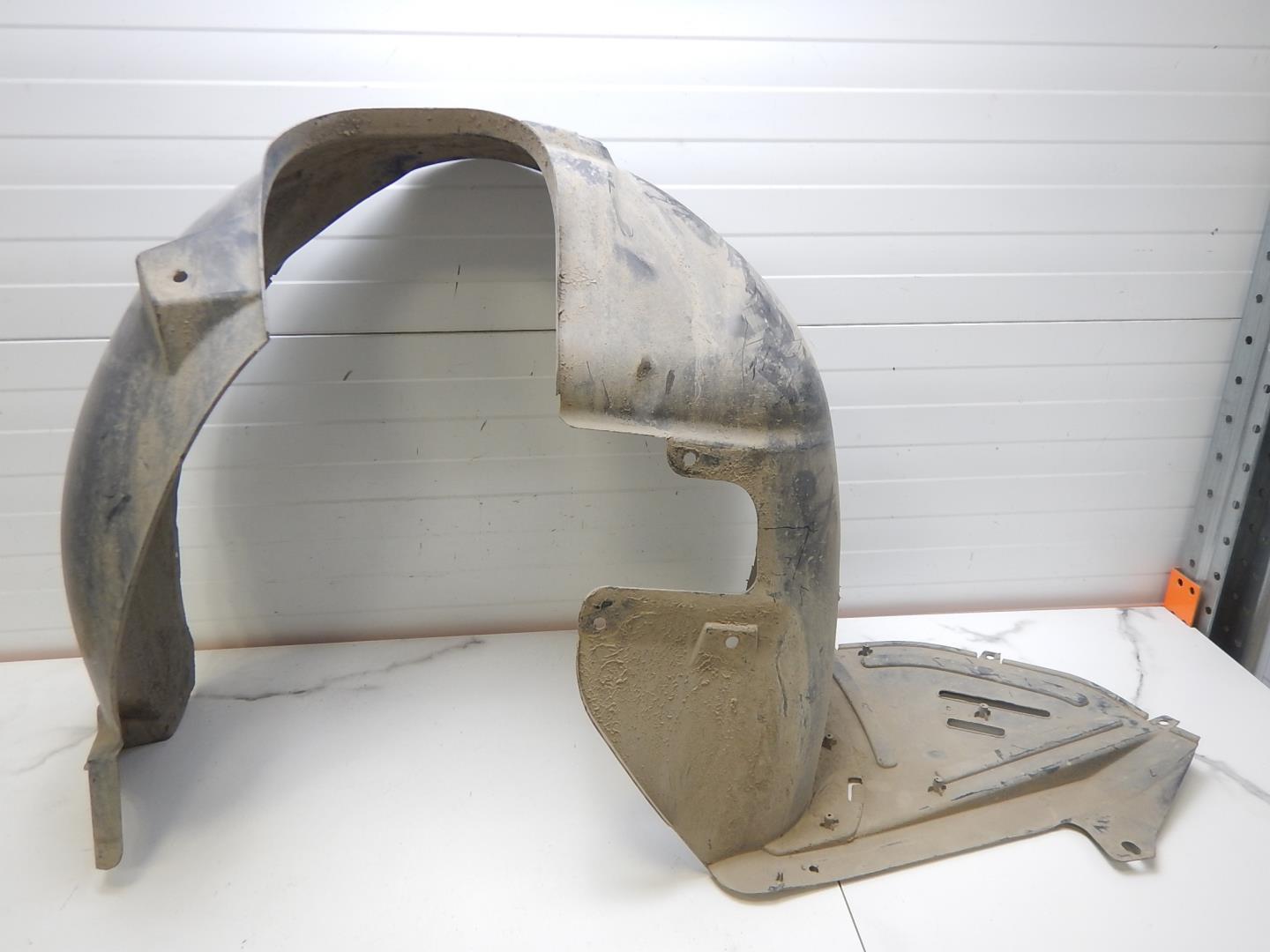 Локер передний левый